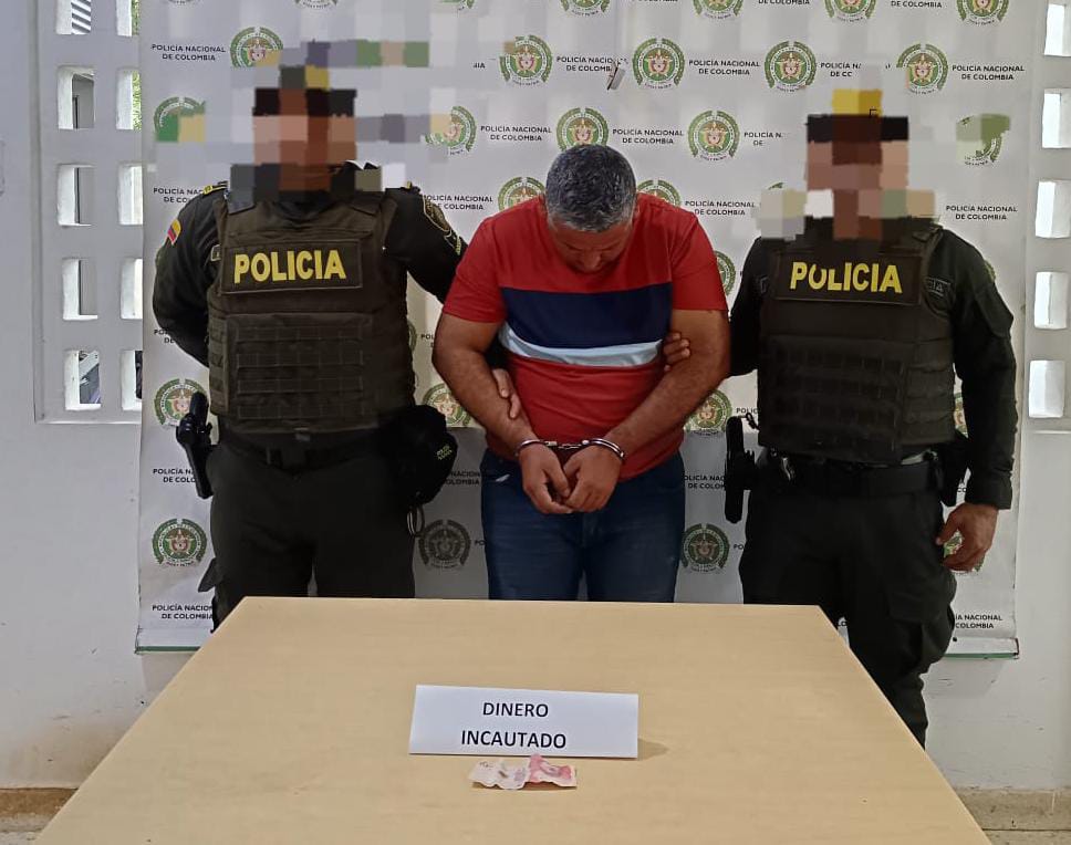 Capturan a un hombre cuando, supuestamente, abusaba de un menor de 13 años