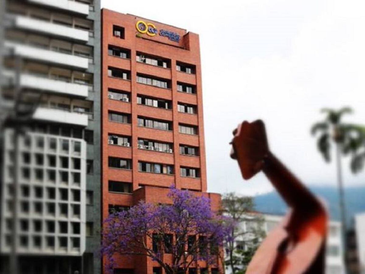 Fachada edificio de la Cámara de Comercio de Ibagué