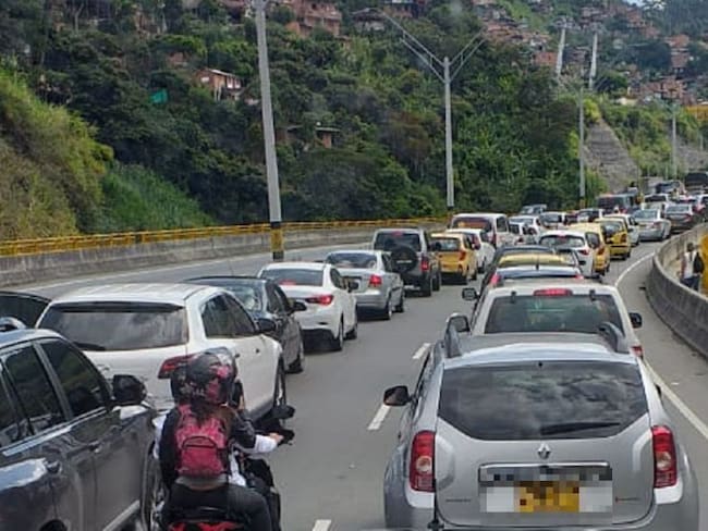 Carreteras congestionadas el primer fin de semana de libre movilidad