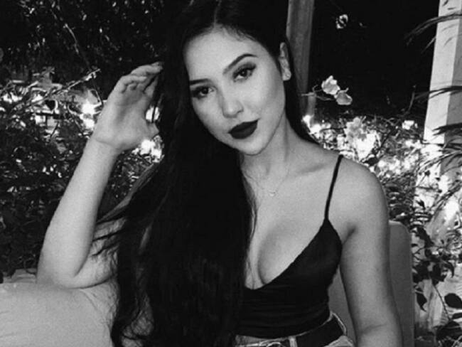 Con sensual toples, Aida Victoria reta a Instagram