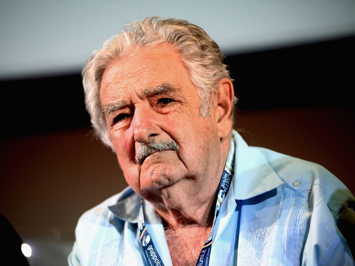 Expresidente de Uruguay José Mujica anuncia que tiene un tumor en el esófago