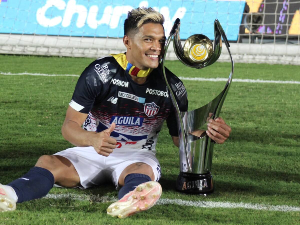 'Teo' se disculpó tras llamar "loquitas de la B" a hinchas del América