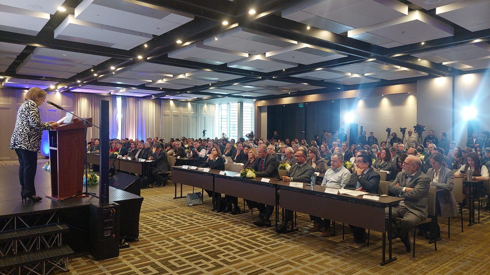 Foro sobre la reforma a la salud