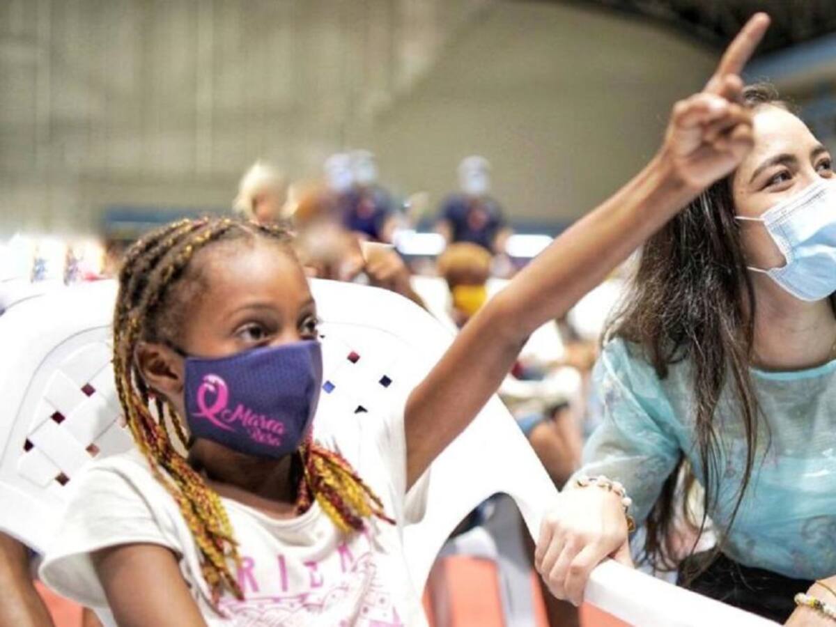 En Cartagena Ficci proyecta película a niños que habitan albergue