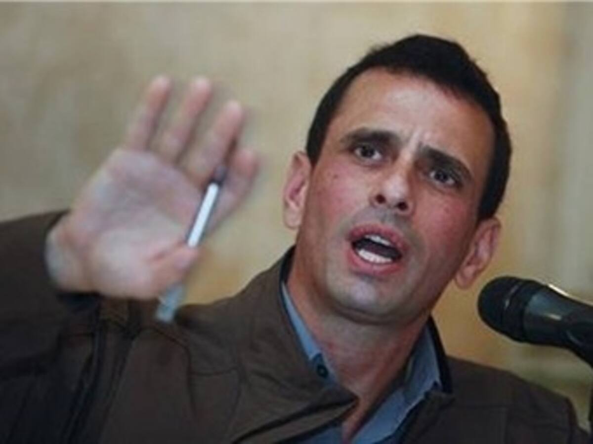 Leopoldo López apoyará a Capriles en las primarias de la oposición en Venezuela
