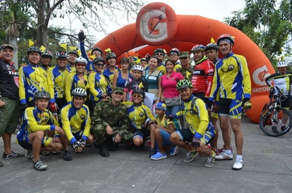 Ciclopaseo en el Valle contra el reclutamiento de menores.
