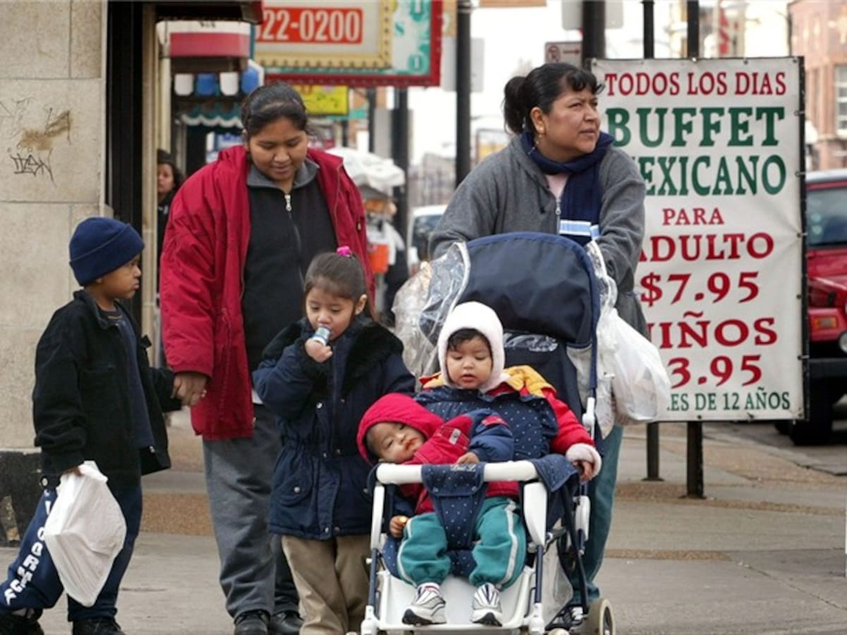 Hay que respetar la crianza de los niños: padre Daniel Bustamante