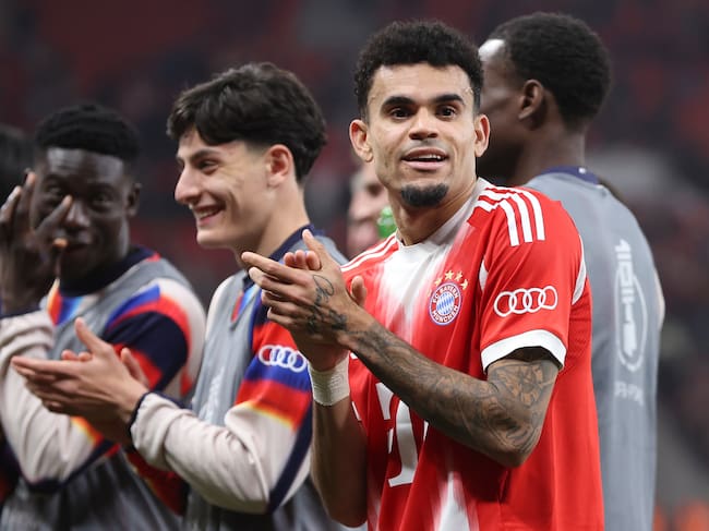 Leverkusen, Germany - April 22: Luis Diaz of FC Bayern Muenchen celebrate after winning the DFB Cup semifinal match between Bayer 04 Leverkusen and FC Bayern München at BayArena on April 22, 2026 in Leverkusen, Germany. (Photo by Oliver Kaelke/DeFodi Images/DeFodi via Getty Images)