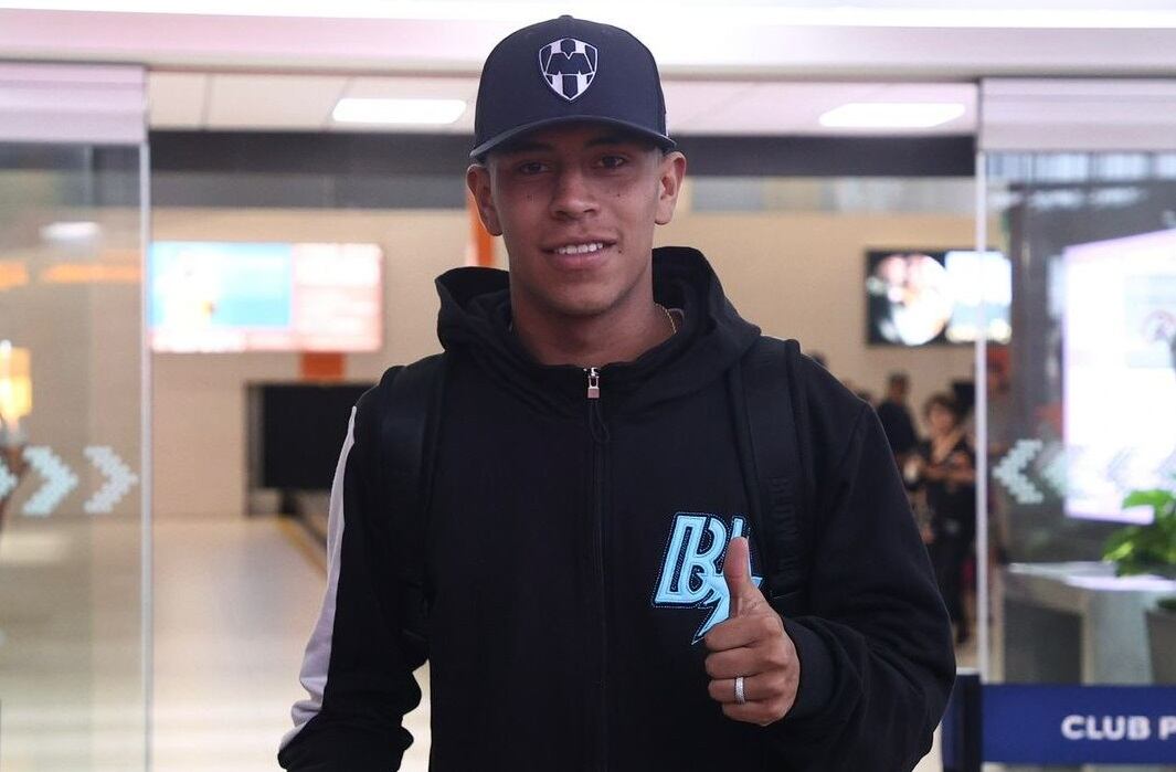 Johan Rojas tras llegar a México / @Rayados