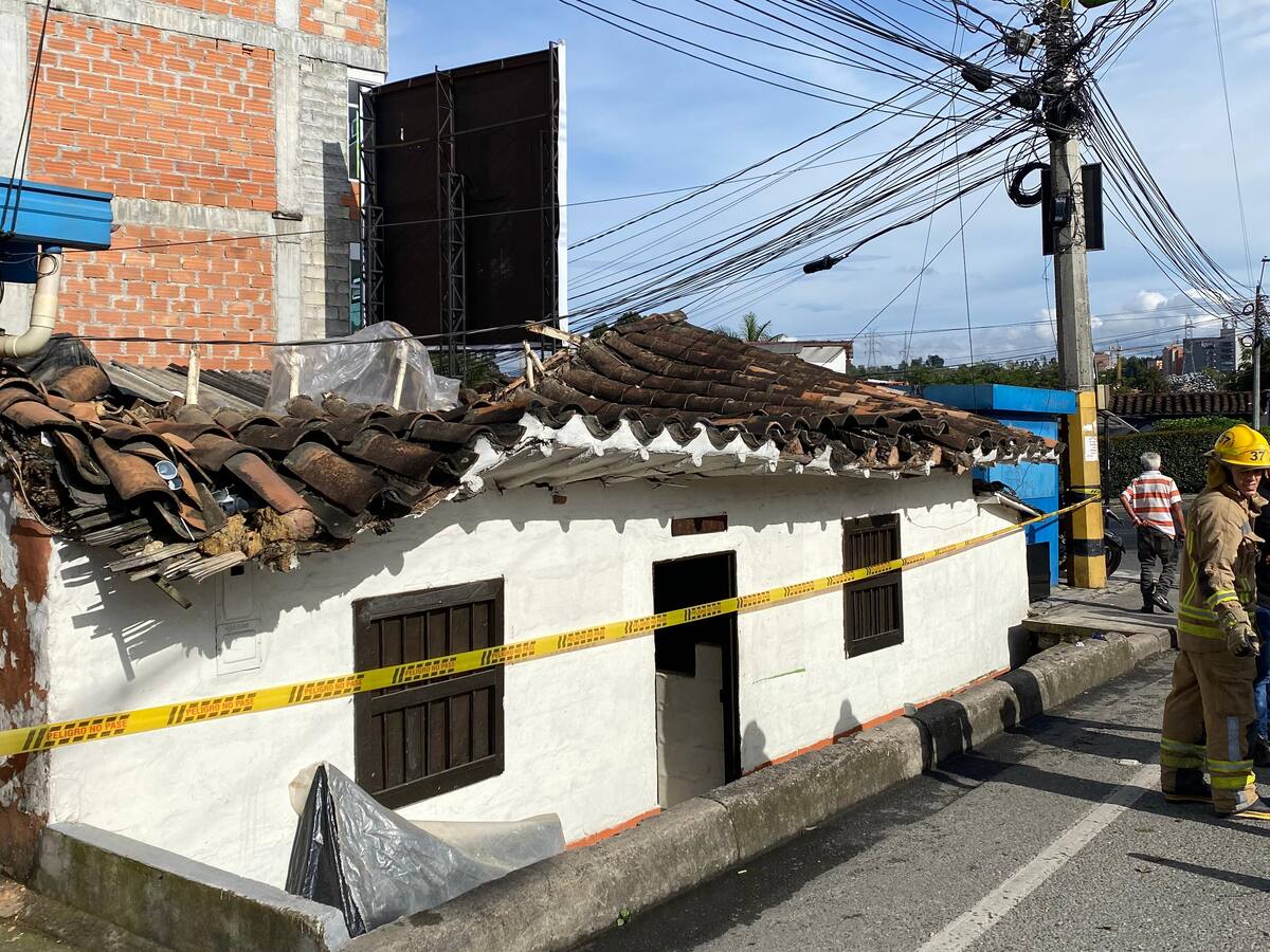 En Rionegro atendieron colapso de un techo