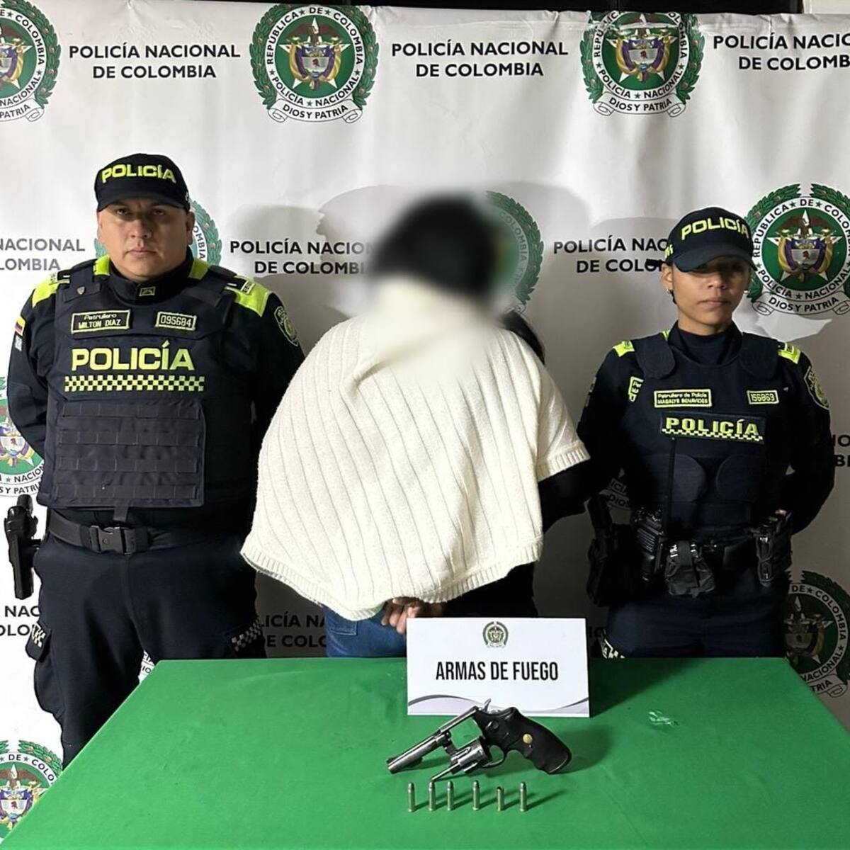 Capturan a dos personas tras riña por intolerancia en un supermercado en Antonio Nariño