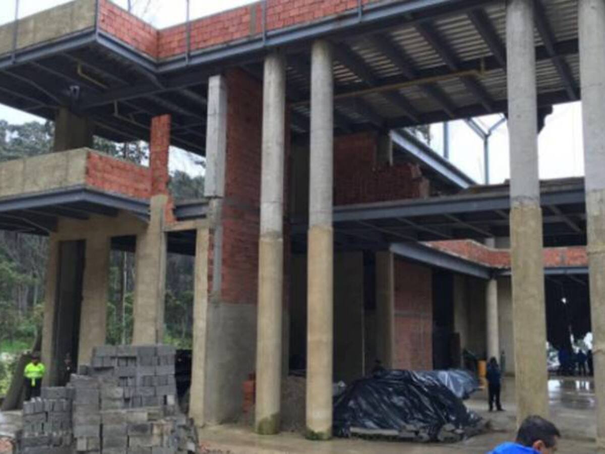 Cinco firmas son las dueñas de predios sellados por el Distrito en los cerros orientales