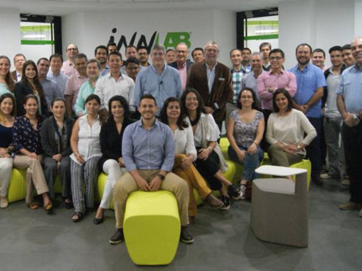 Experto internacional se reúne con profesores de universidades del suroccidente colombiano