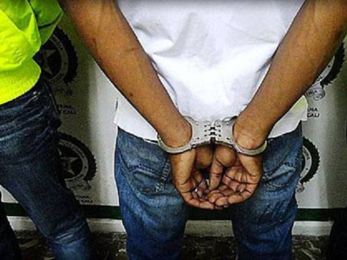 20 capturados deja operativos contra la extorsión desde las cárceles