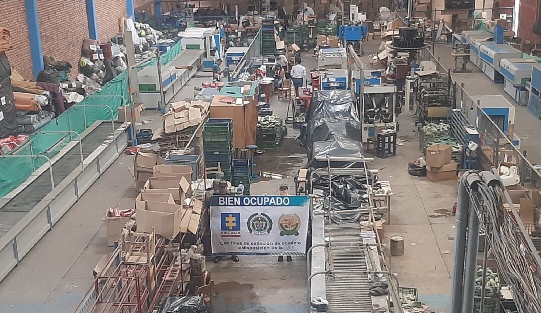 Operación de la Dian, Polfa y Fiscalía