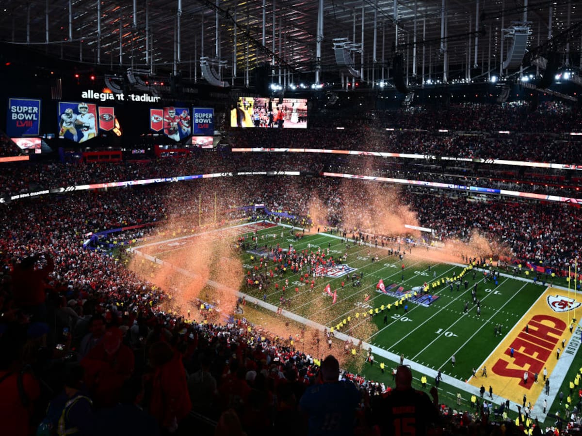 La historia de tres amigos que llevan 58 años asistiendo al Super Bowl