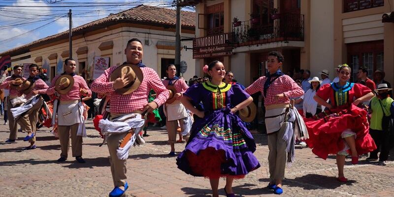 Con más de 12 ciudades en celebración, Boyacá se llena de cultura y tradiciones del 11 al 14 de octubre.