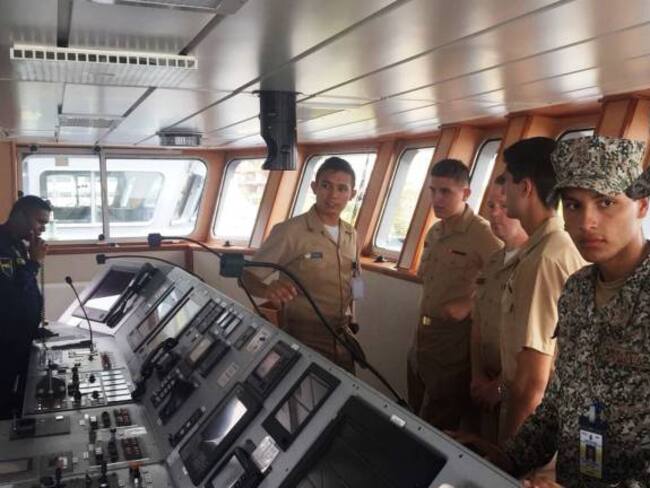 Intercambio académico con cadetes de la academia naval de Estados Unidos