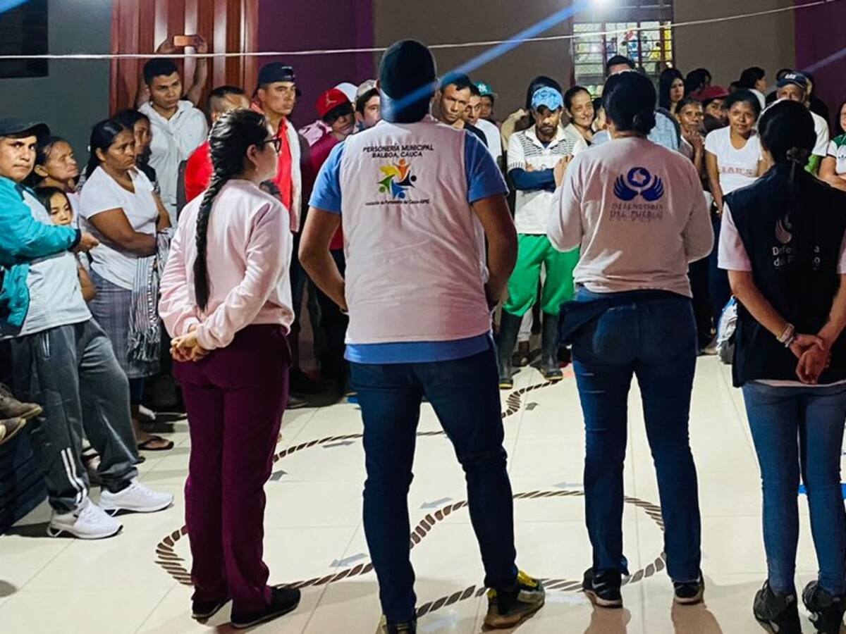 Combates entre grupos armados dejan más de 200 desplazados en Balboa, Cauca