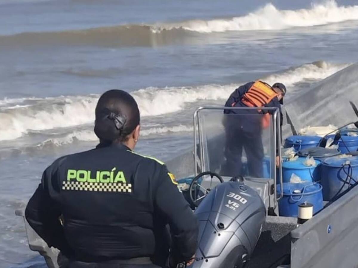 Tres náufragos que habían zarpado desde Costa Rica llegaron a una de las playas de Puerto Colombia