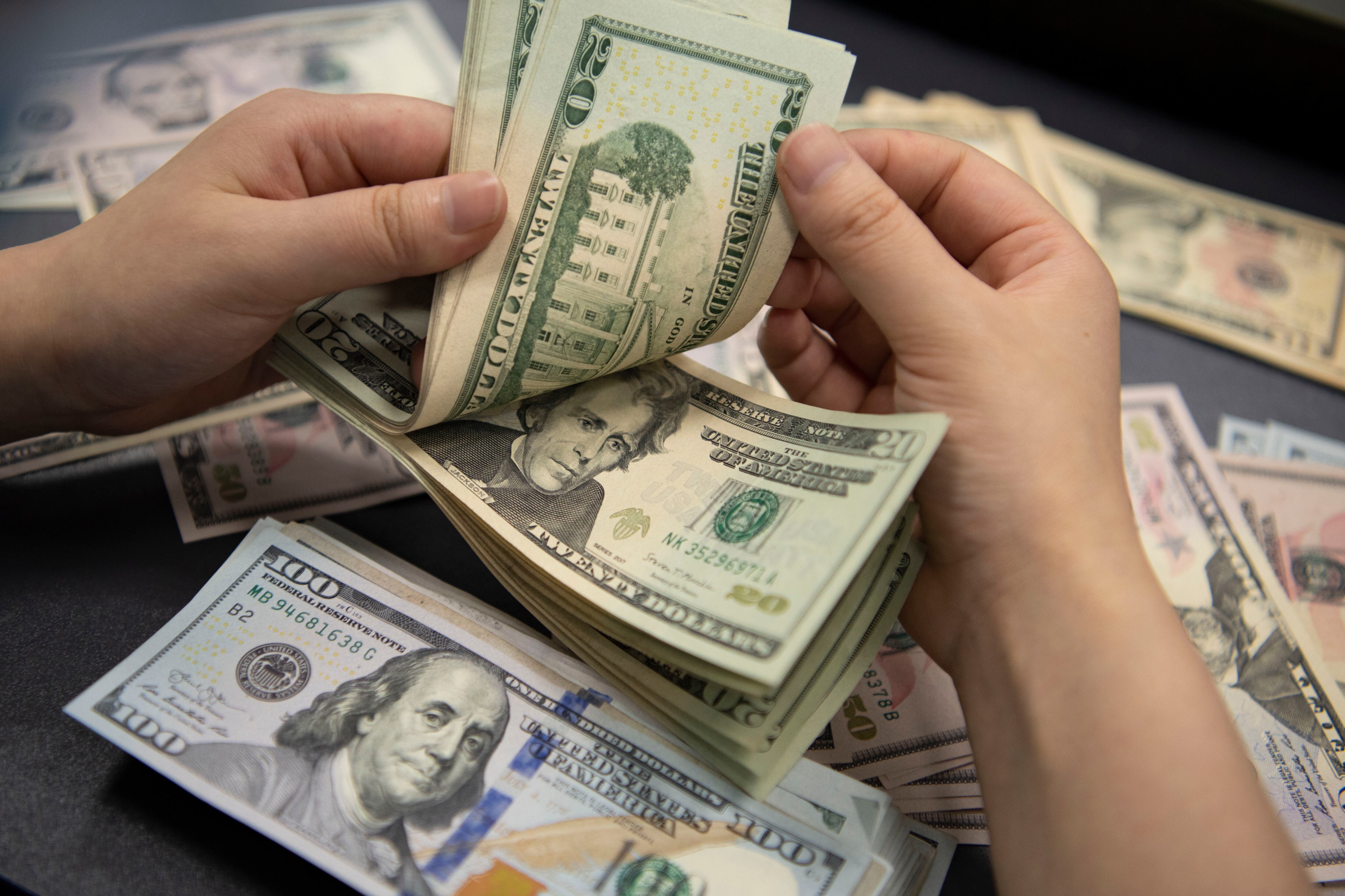 Imagen de referencia del dólar estadounidense. Foto: Getty Images.
