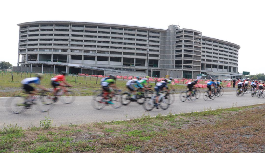 El certamen será reprogramado próximamente.