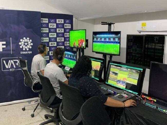 El técnico de imágenes, la nueva profesión en el fútbol surgida por el VAR