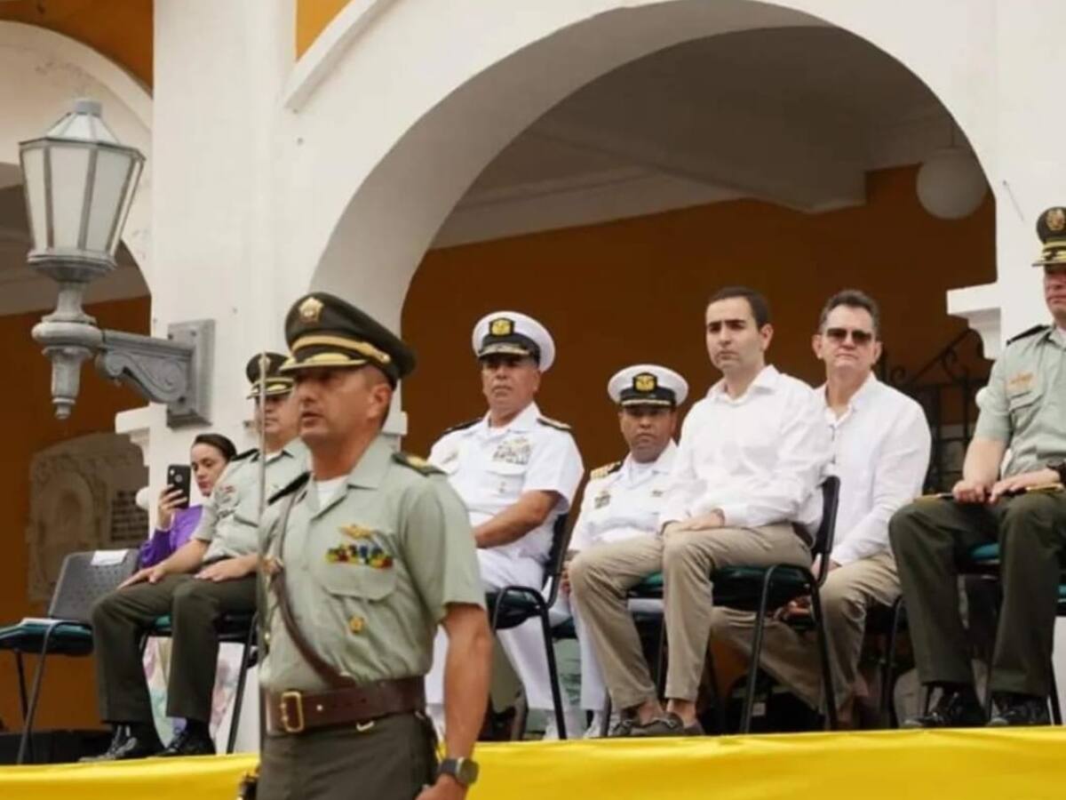En transmisión de mando asumió nuevo comandante del Departamento de Policía Bolívar