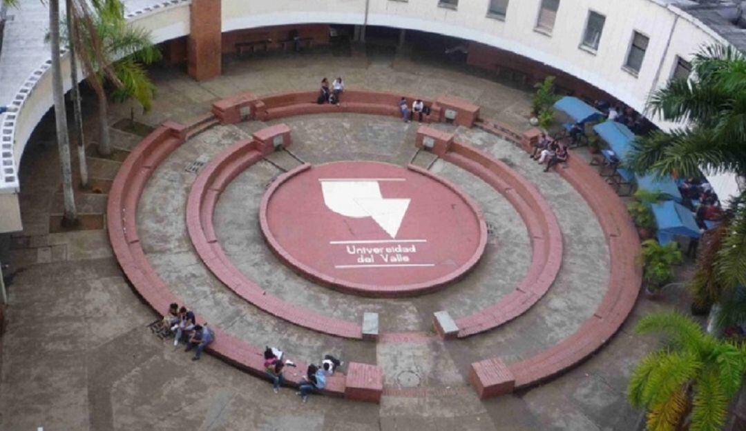 En Uivalle se han adecuado algunos salones, el uso de tapabocas en espacios cerrados deberá seguir de manera obligatoria y se han ubicado lavamanos.