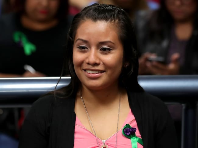 Absuelven a joven acusada de homicidio por supuesto aborto en El Salvador