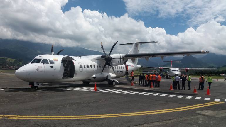 Easy Fly que ya vuela a MEdellín, ahora también lo hará a Bogotá por Manizales. 