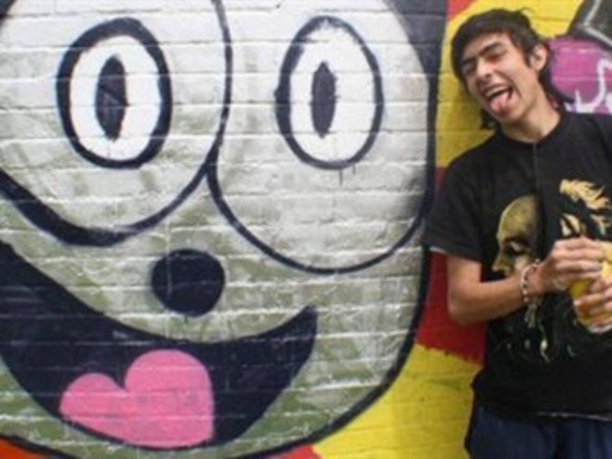 Resumen 10:00 am: Policías implicados en caso grafitero buscan principio de oportunidad