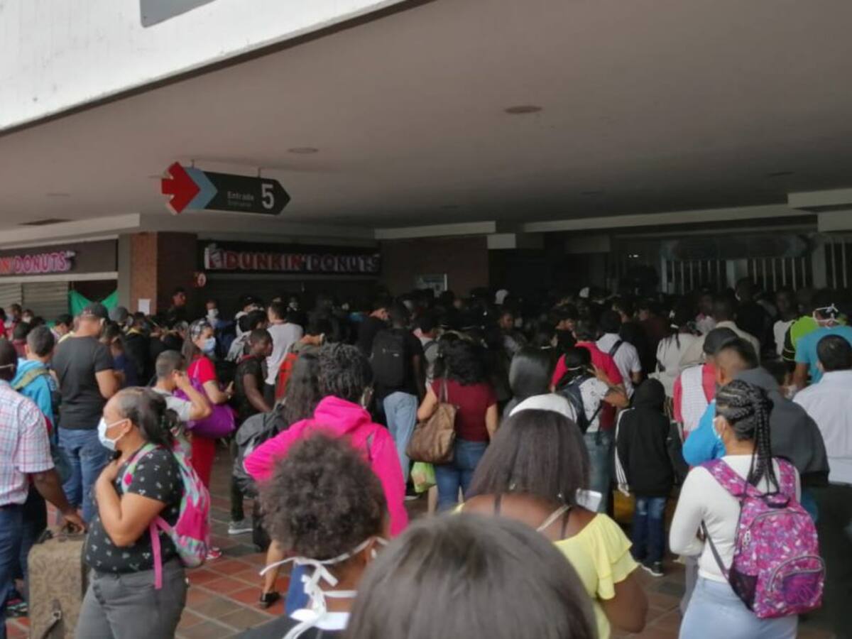 El 50% de las empresas de transporte de pasajeros suspendieron operación