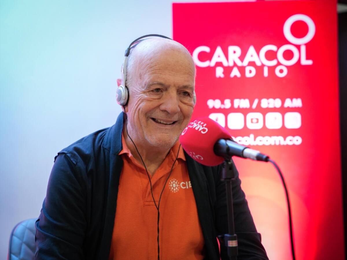 “El camino hacia la democracia en Colombia es un mayor activismo social”: Profesor Manuel Alcántara.