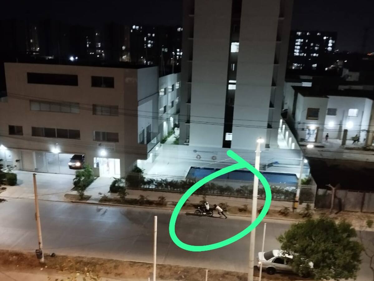 Sicarios mataron a hombre en Ciudad Jardín: se les varó la moto y fue capturado uno