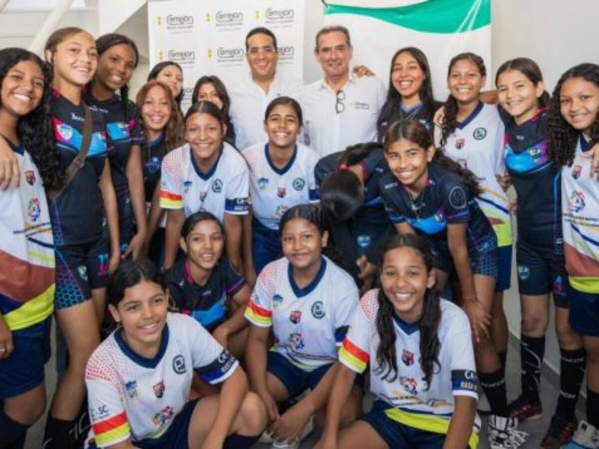 Gobernación de La Guajira y Cerrejón impulsan el deporte con la reactivación del Centro Habitacional