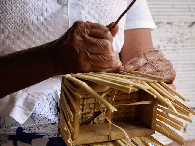 MinCultura abre convocatoria para reconocer los aportes de artesanos mayores de 70 años