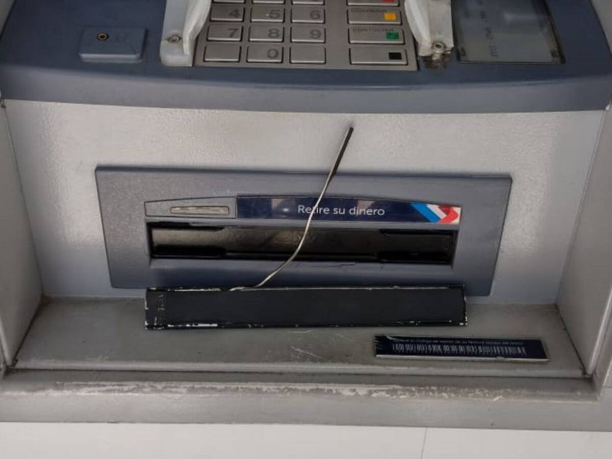 Alertan sobre dispositivos 'extraños' en cajeros automáticos de Santa Marta