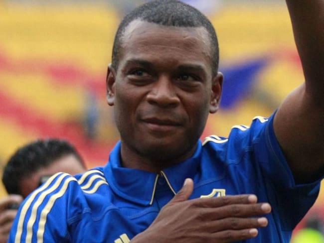 Bonner Mosquera, 524 partidos, la camiseta azul, su segunda piel