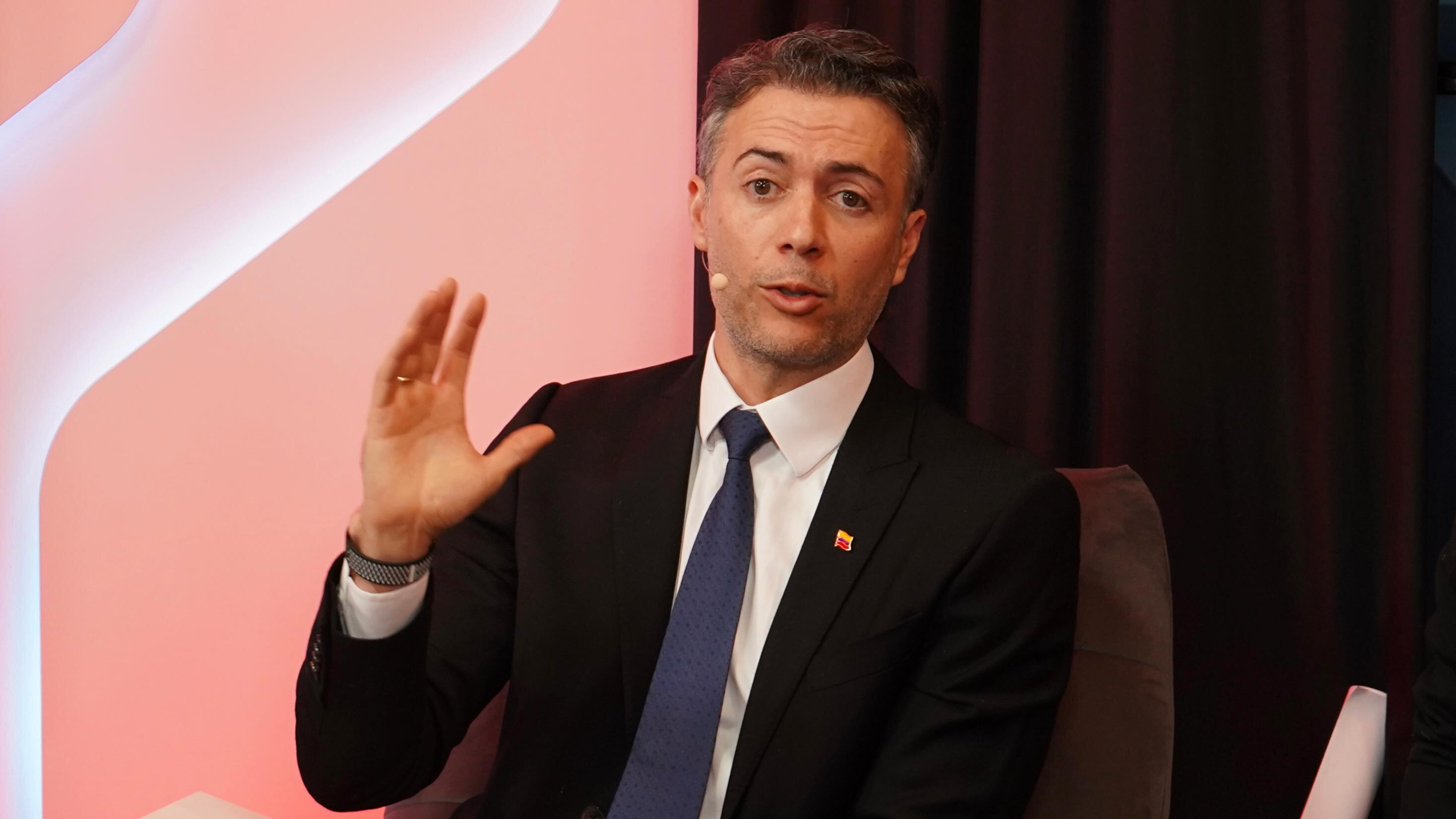 Precandidato presidencial Daniel Quintero