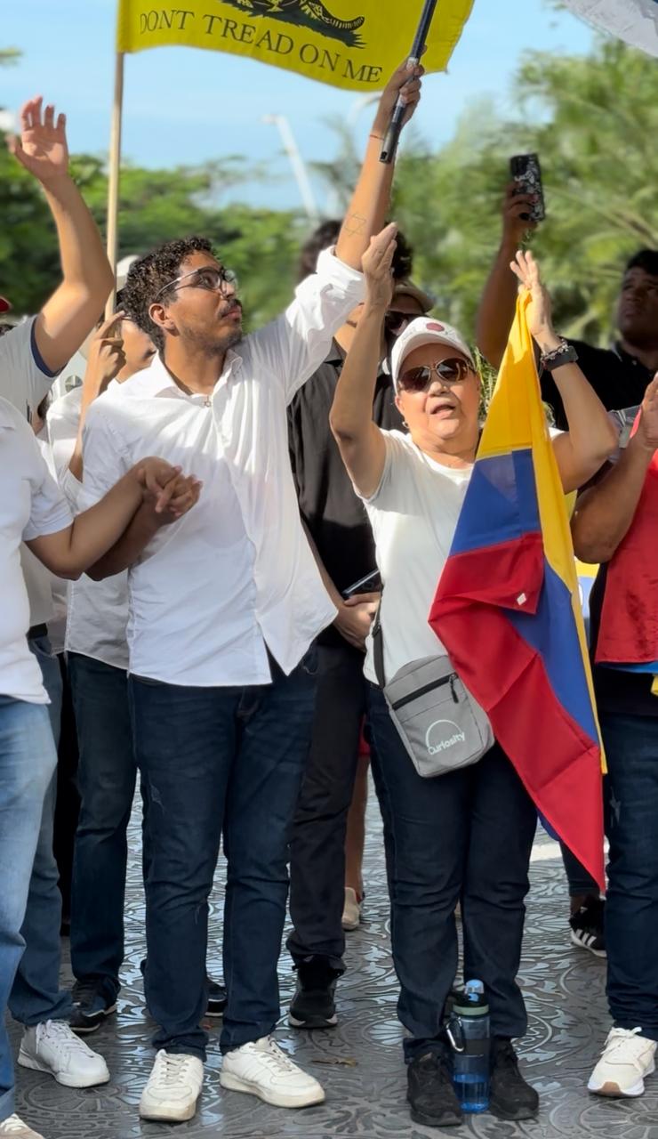 Planton por la salud de Miguel Uribe