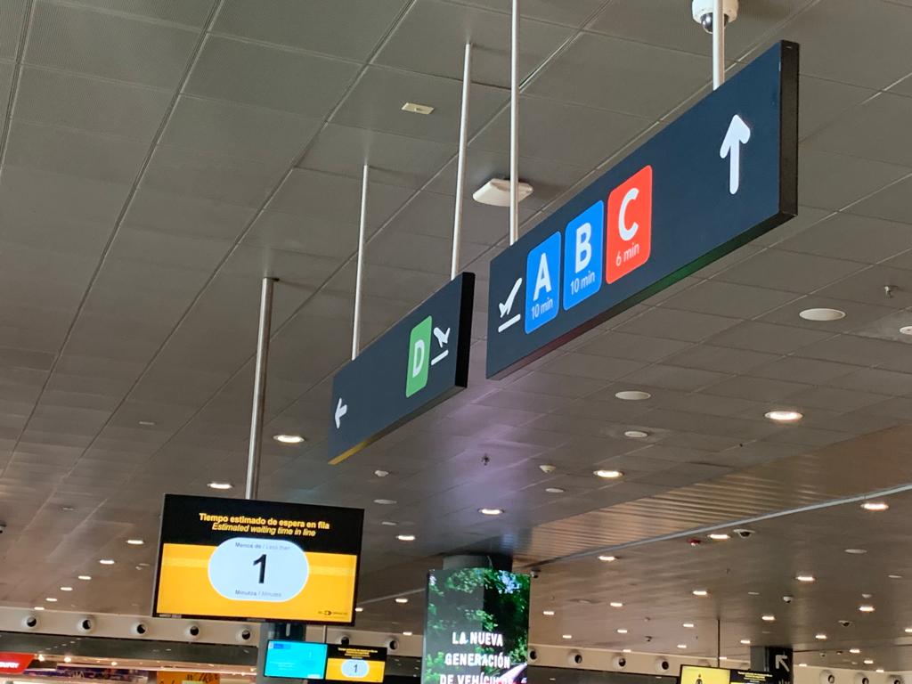 Nueva señalización en el aeropuerto El Dorado