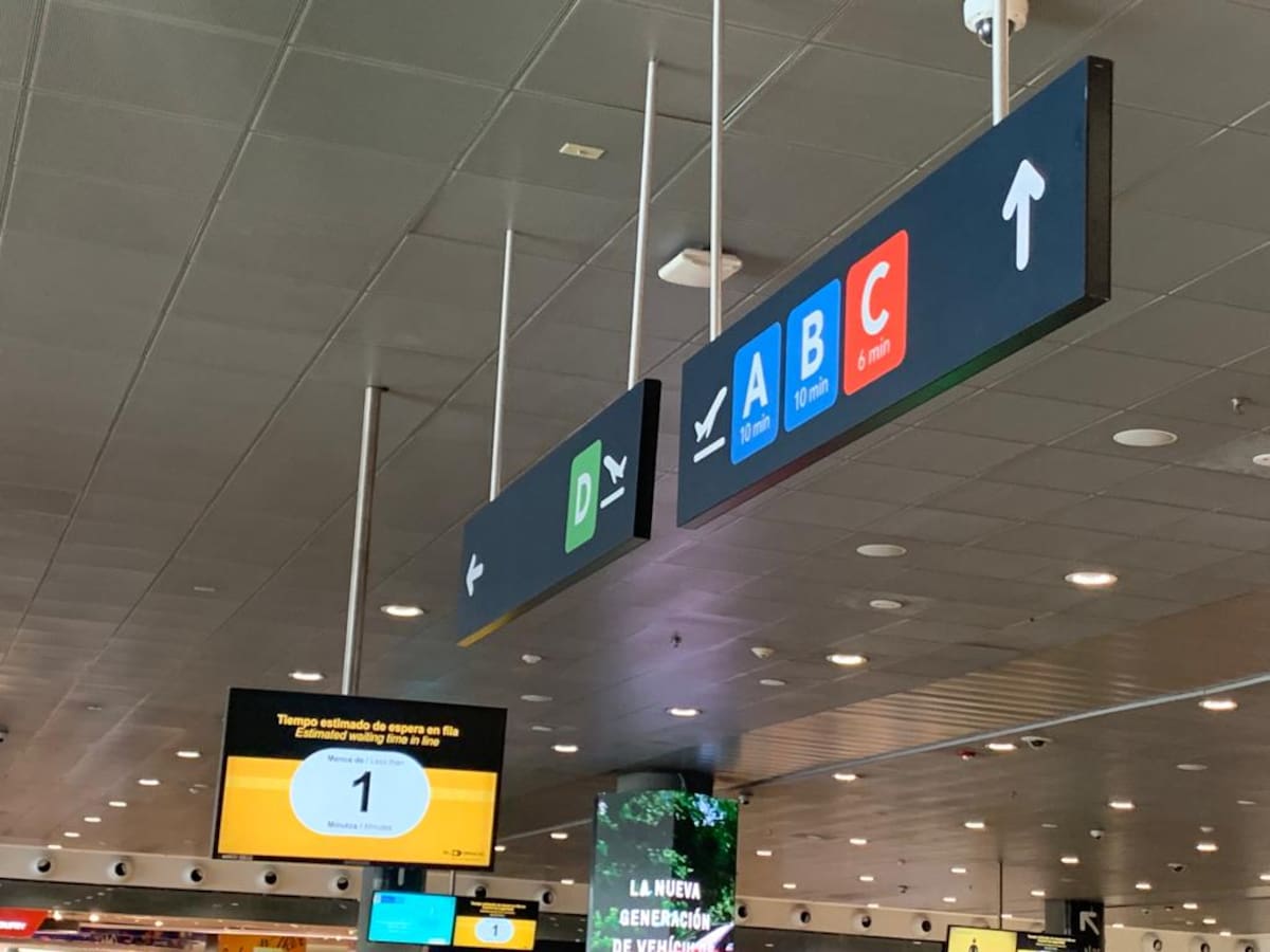 La señalización del Aeropuerto EL Dorado cambió