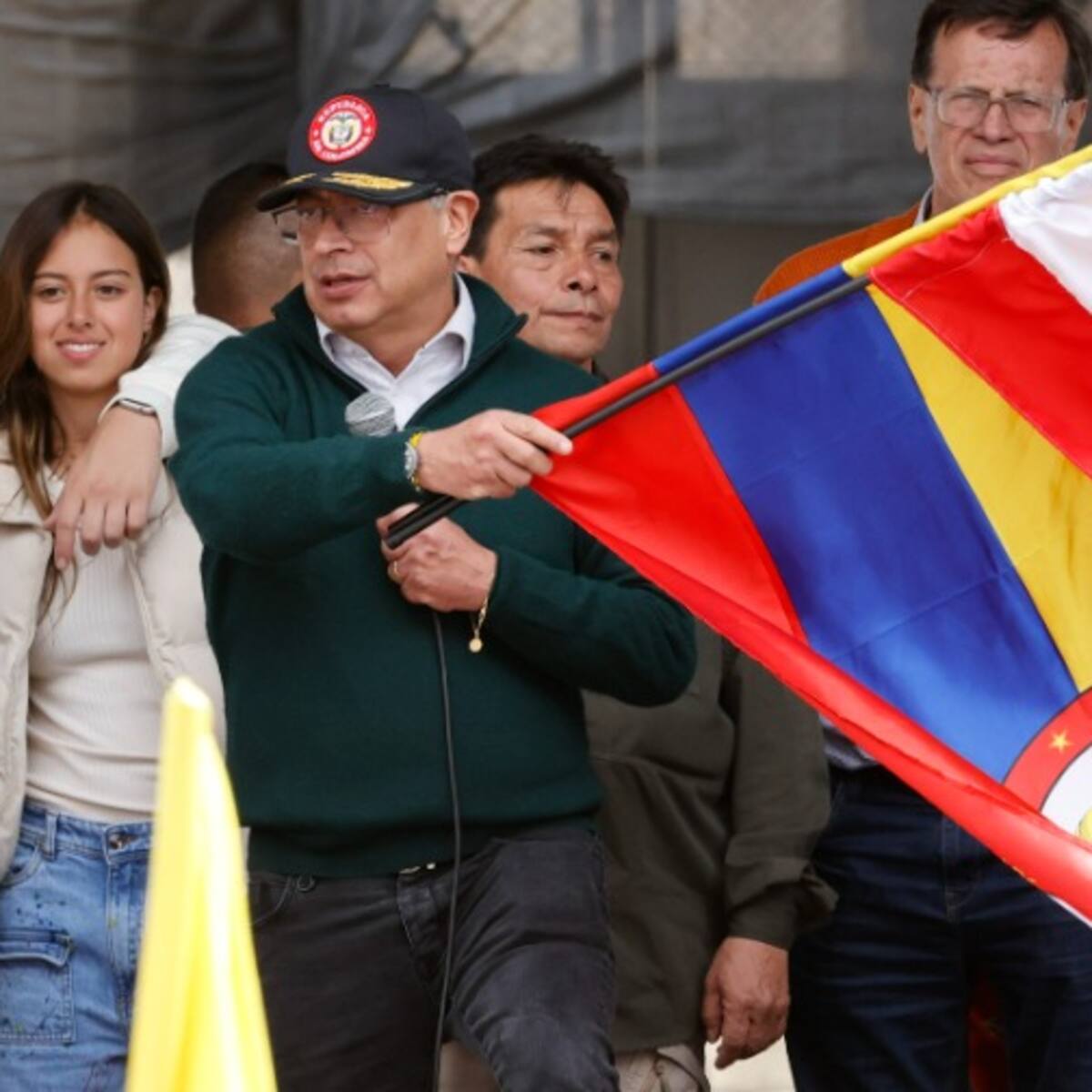 Consejo de Estado protege libertad de expresión del presidente: sí puede exhibir bandera del M-19