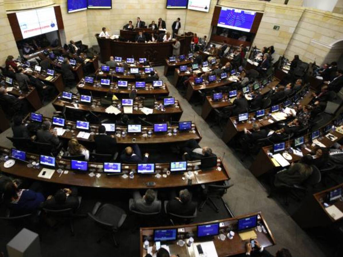 Consulta anticorrupción SI pero no así