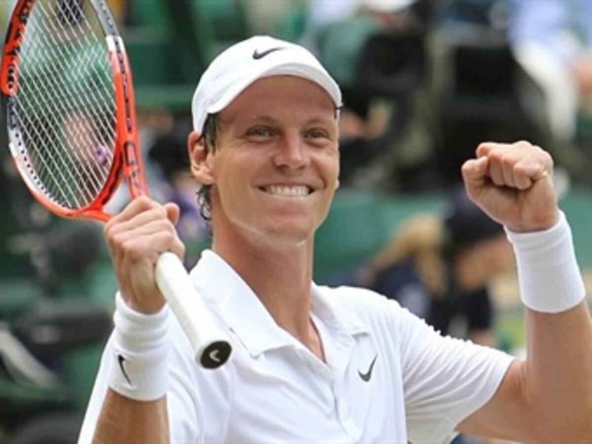 Tomas Berdych contra Roger Federer y Victoria Azarenka contra Serena Williams, las finales del Abierto de Madrid