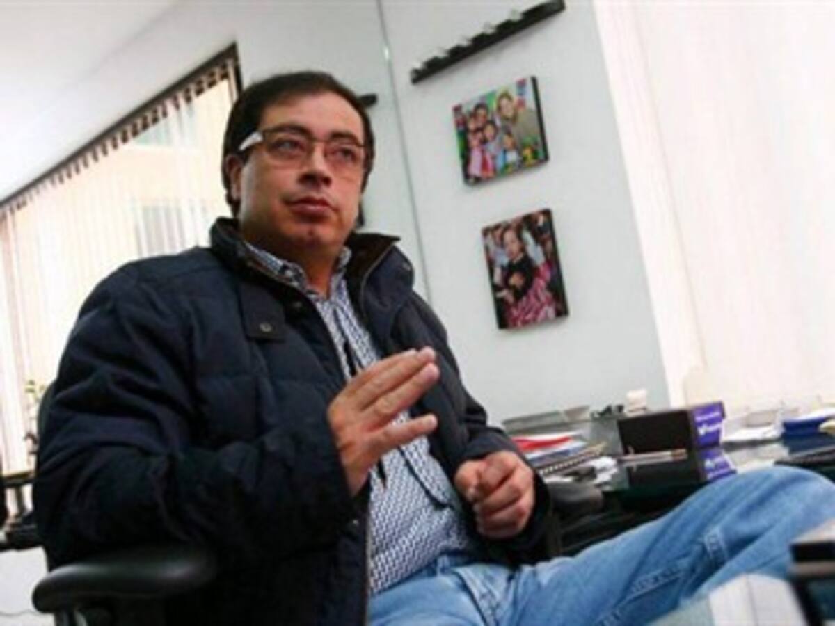 Petro está en situación de angustia: concejales