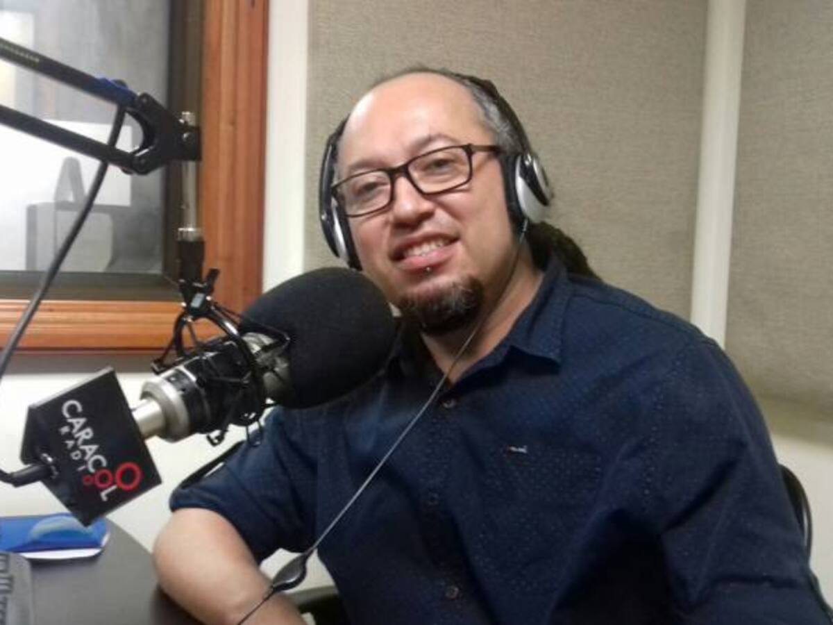 Al Quindío le regalo mi talento: Fabián Henao, tatuador de las mujeres sobrevivientes de cáncer de mama