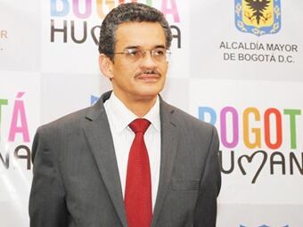 Asprilla ha insistido en vincular al cartel de la contratación con la iniciativa de revocar el mandato de Petro. Foto: Alcaldía