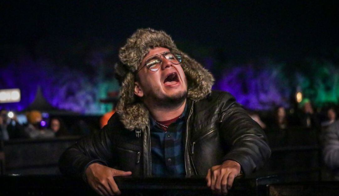 Dolor y lágrimas en homenaje que rindió el Estéreo al fallecido baterista